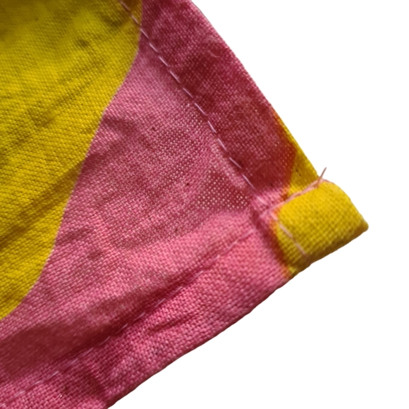 LUSH 100% Organic Cotton Bright Colourful Abstract Pattern Square The Knot Wrap - Picture 3 of 6